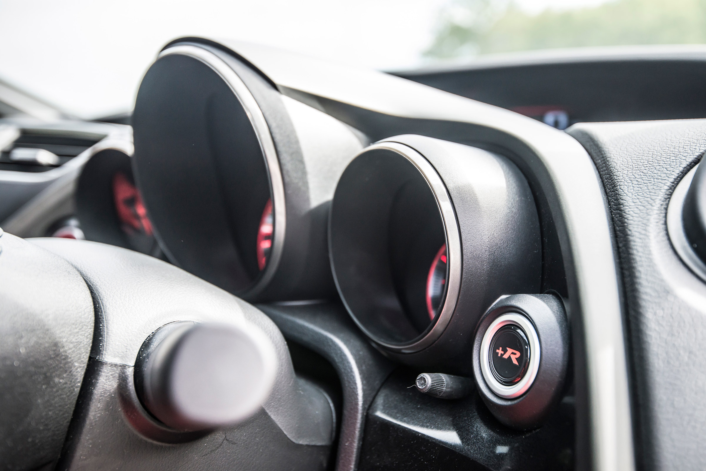 New Honda Civic Type R 2015 binnacle