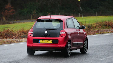 Renault Twingo - rear cornering