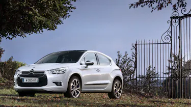 DS 4 Puretech 130 - front