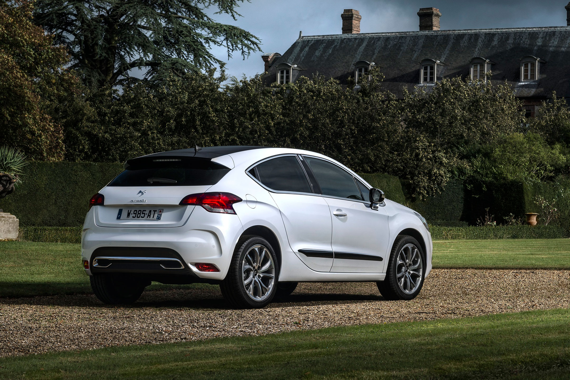 DS 4 Puretech 130 - rear