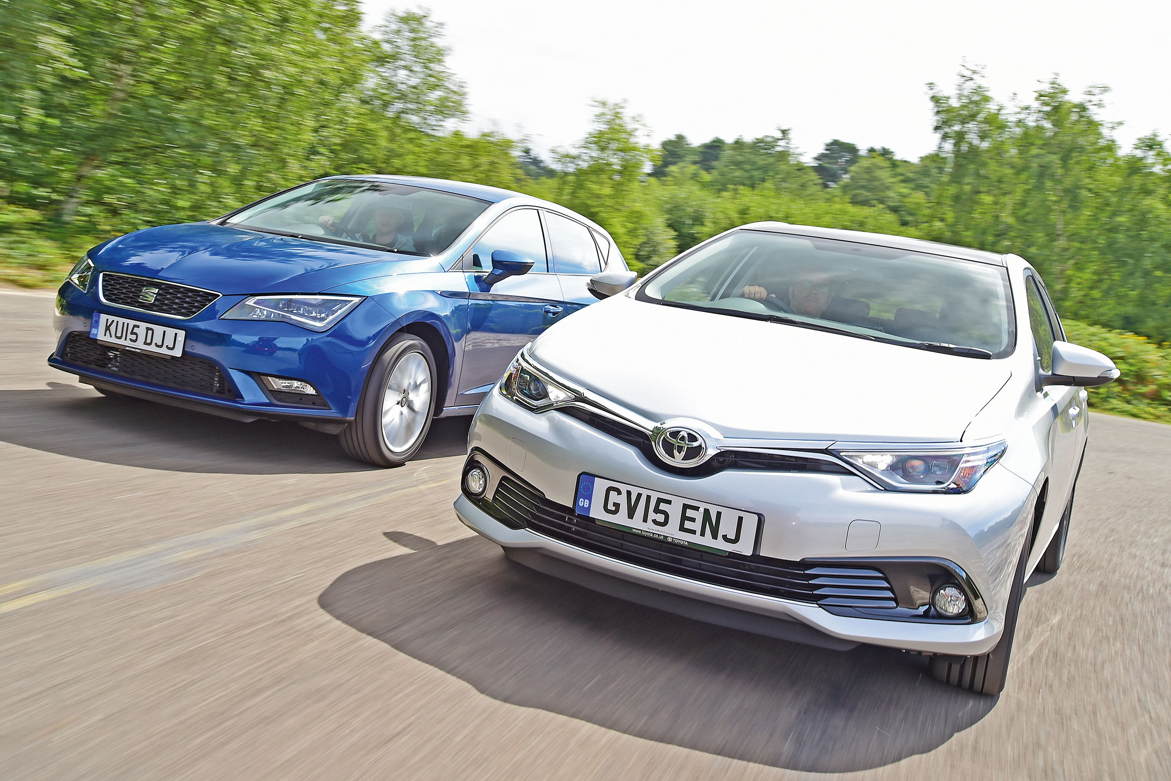 Toyota Auris vs SEAT Leon