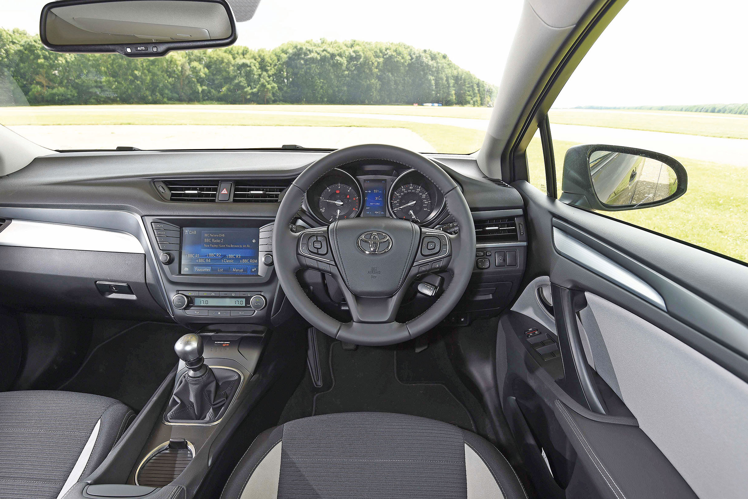 Porsche 911 Carrera 4 GTS - interior
