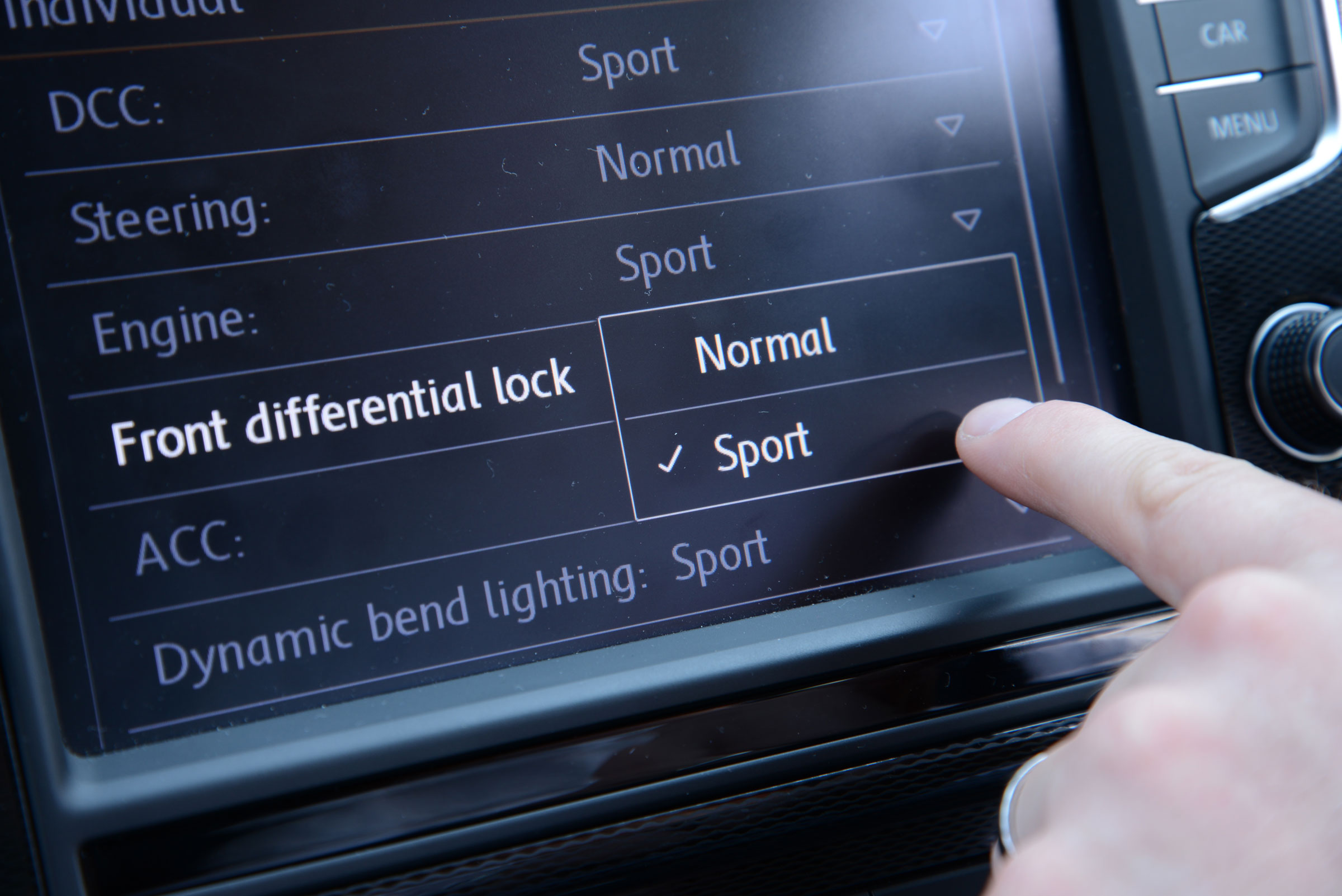 Volkswagen Golf GTI screen