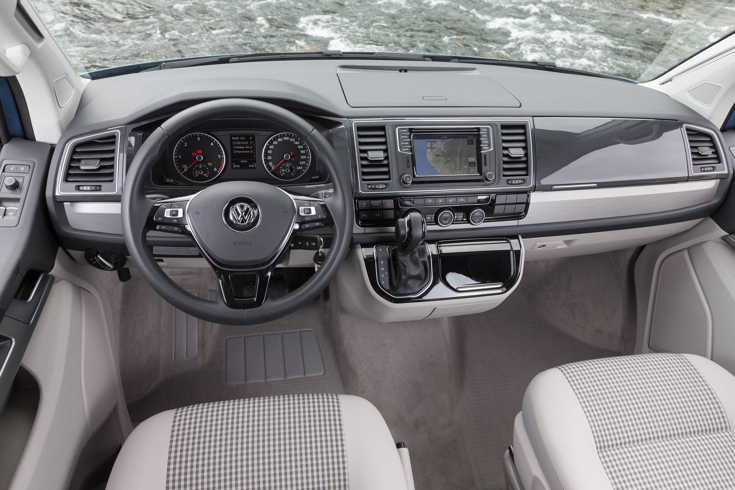 Volkswagen California T6 interior