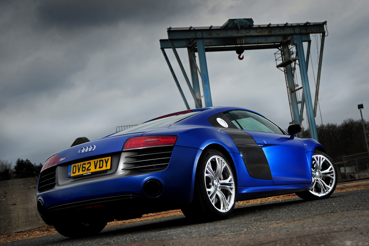 Audi R8 coupe rear static
