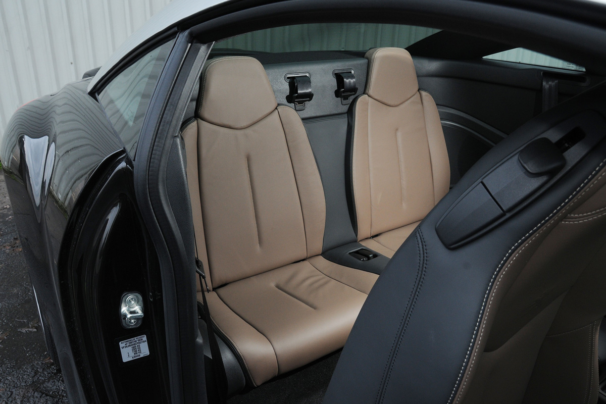 Peugeot RCZ rear seats