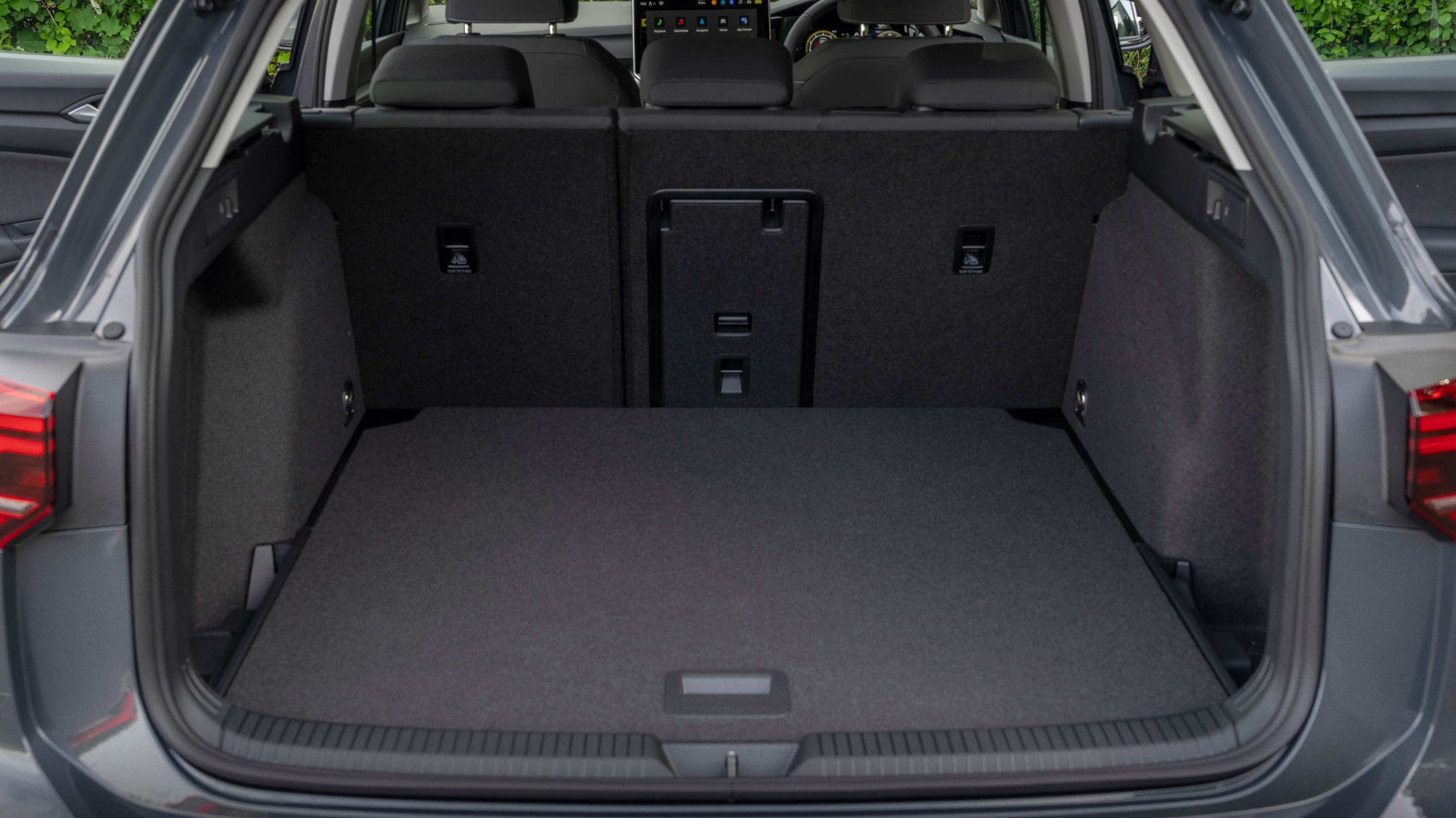 Volkswagen Golf Estate Life - boot