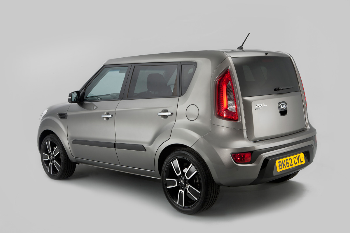 Kia Soul rear tracking