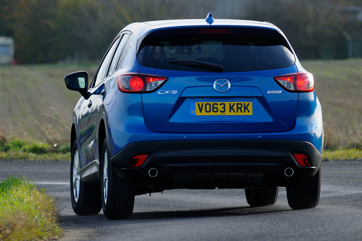 Mazda CX-5 rear tracking