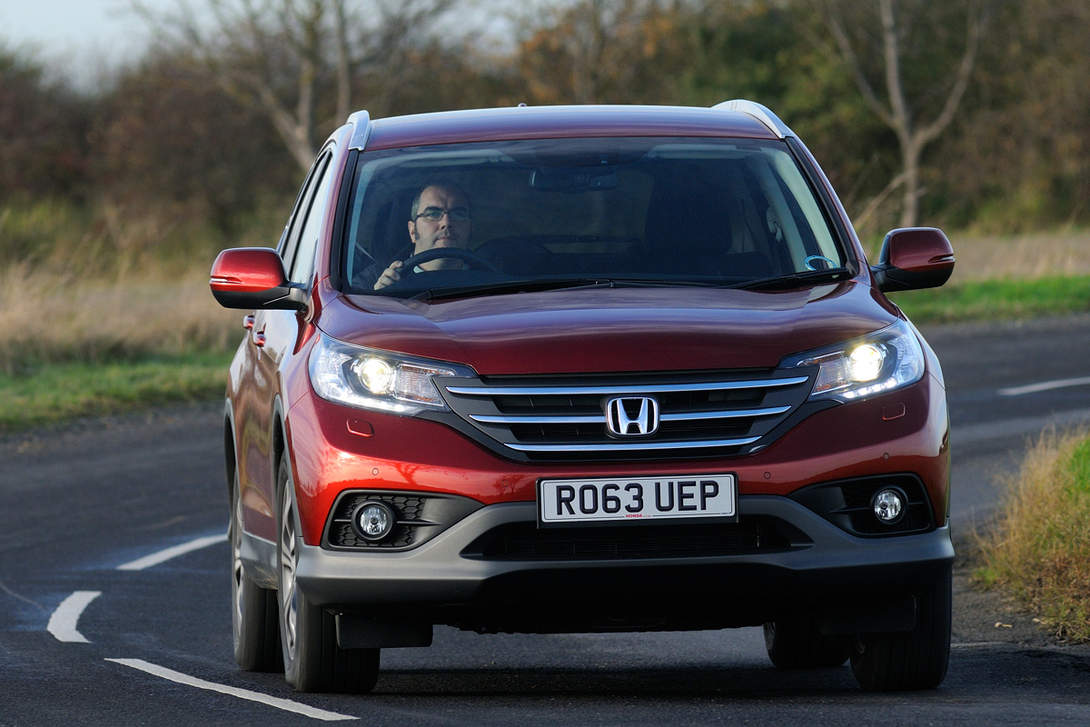 Honda CR-V front action