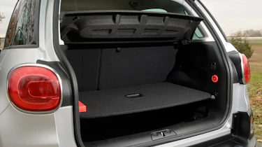 Fiat 500L Trekking Beats Edition boot