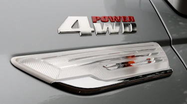 SsangYong Turismo four-wheel drive