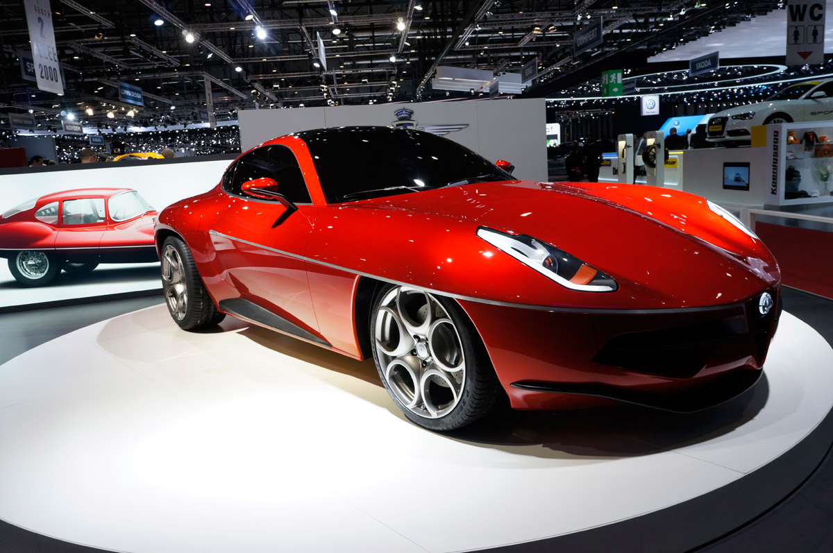 Alfa Romeo Disco Volante by Touring Superleggera motor show pic 4