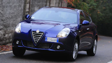 Alfa Romeo Giulietta Front action