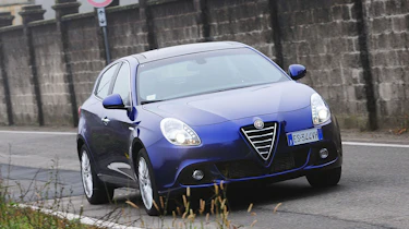 Alfa Romeo Giulietta Front action