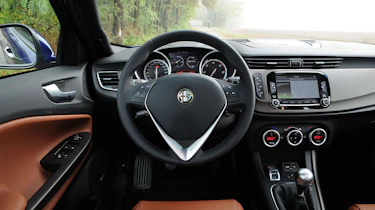 Alfa Romeo Giulietta Interior