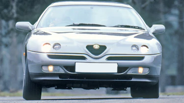 Alfa Romeo GTV