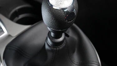 Alfa Romeo Mito Gearstick