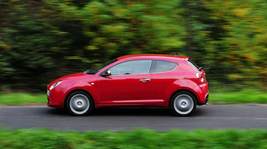 Alfa Romeo Mito Panning