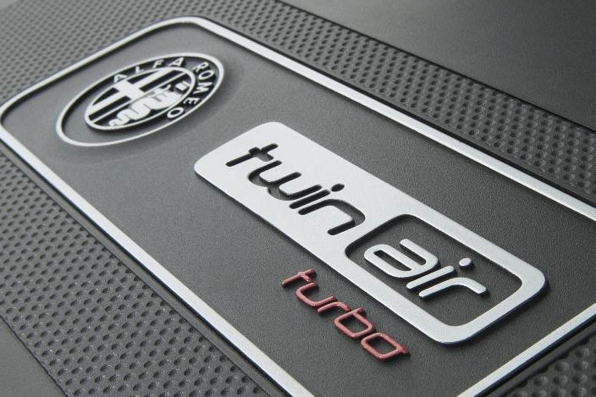 Alfa Romeo MiTo TwinAir engine badge