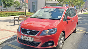 SEAT Alhambra front