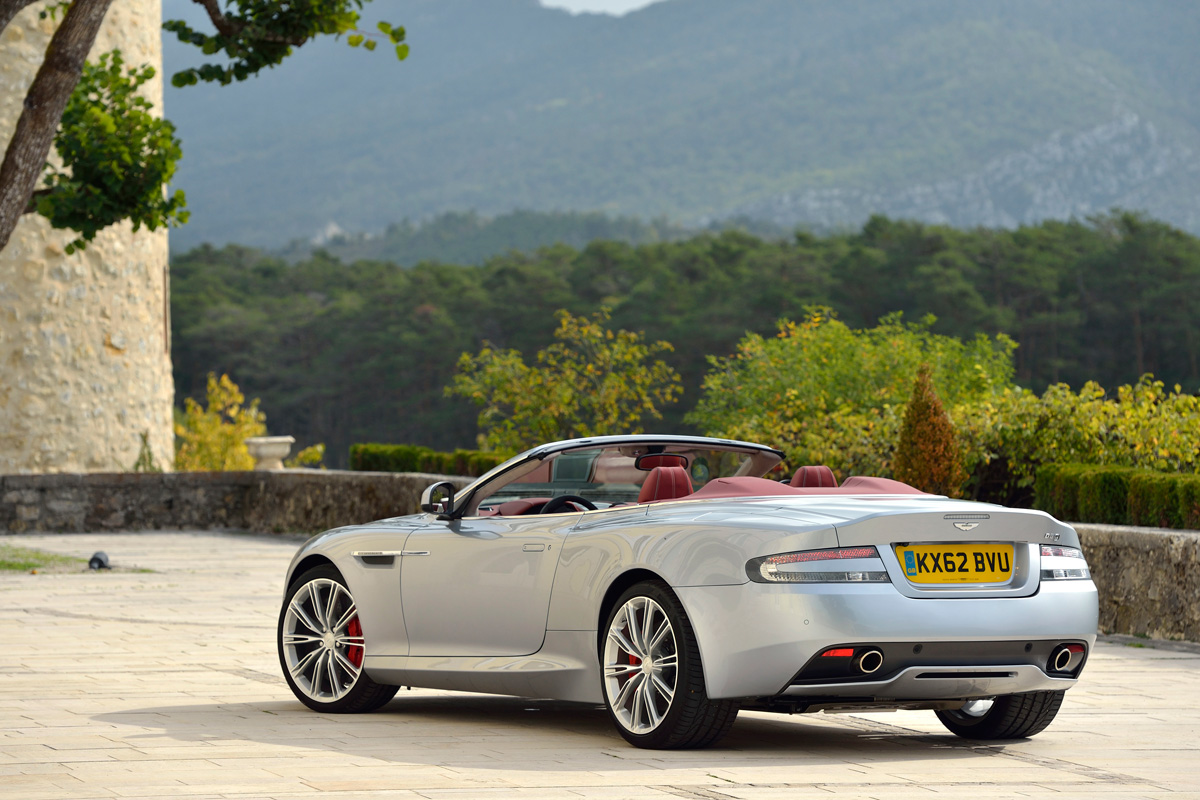 Aston Martin DB9 Volante rear three-quarters
