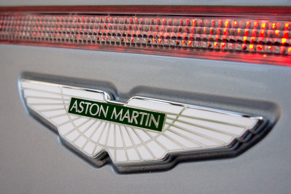 Aston Martin DB9 Volante badge