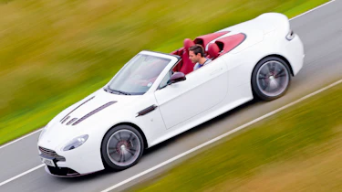Aston Martin V12 Roadster