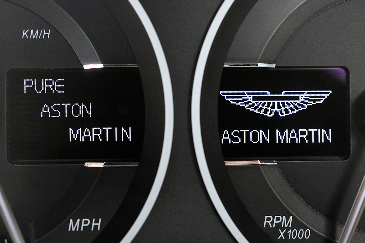 Aston Martin Vanquish dials