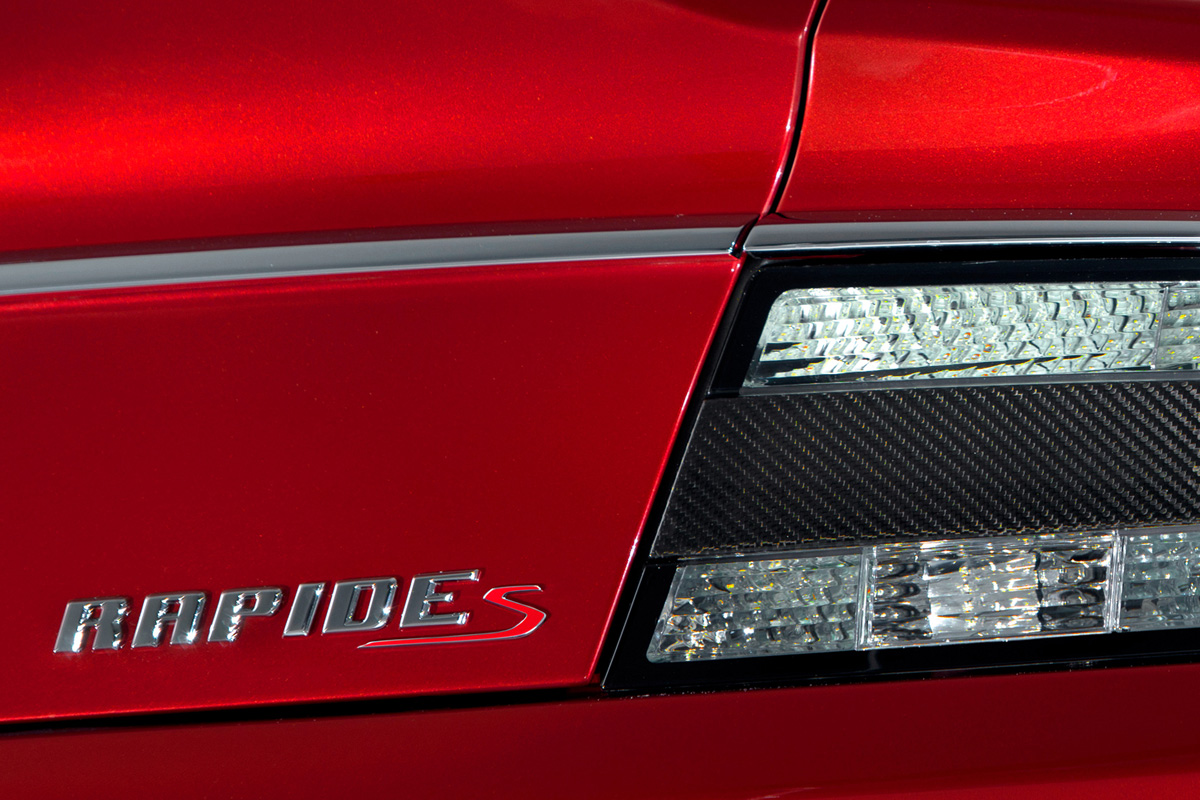 Aston Martin Rapide S badge