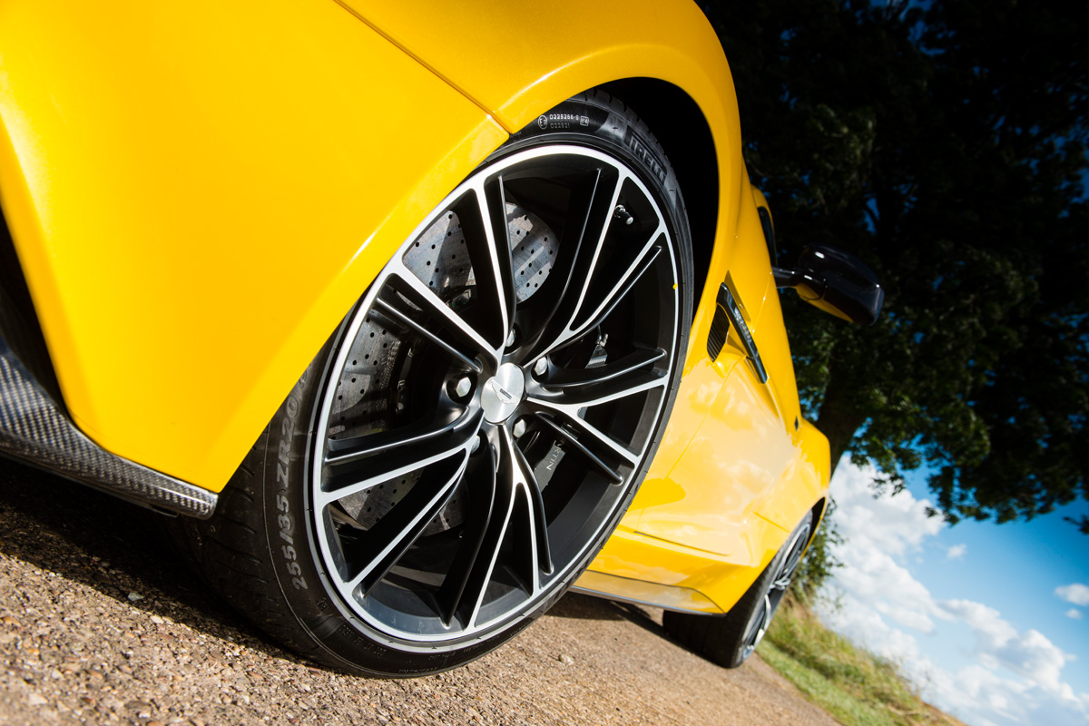 Aston Martin Vanquish wheels