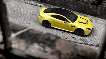 Aston Martin V12 Vantage S 2014 top