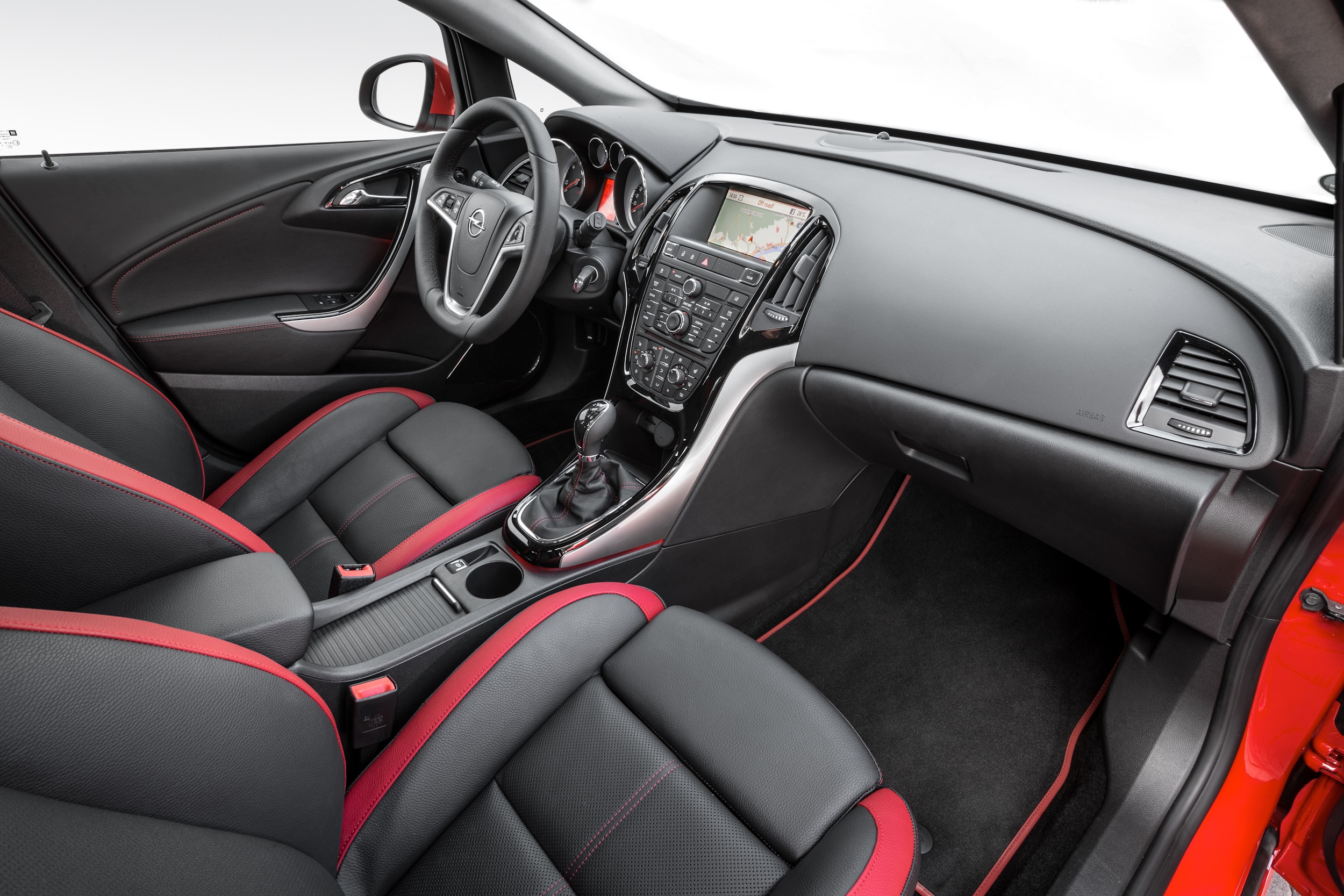 Vauxhall Astra BiTurbo interior