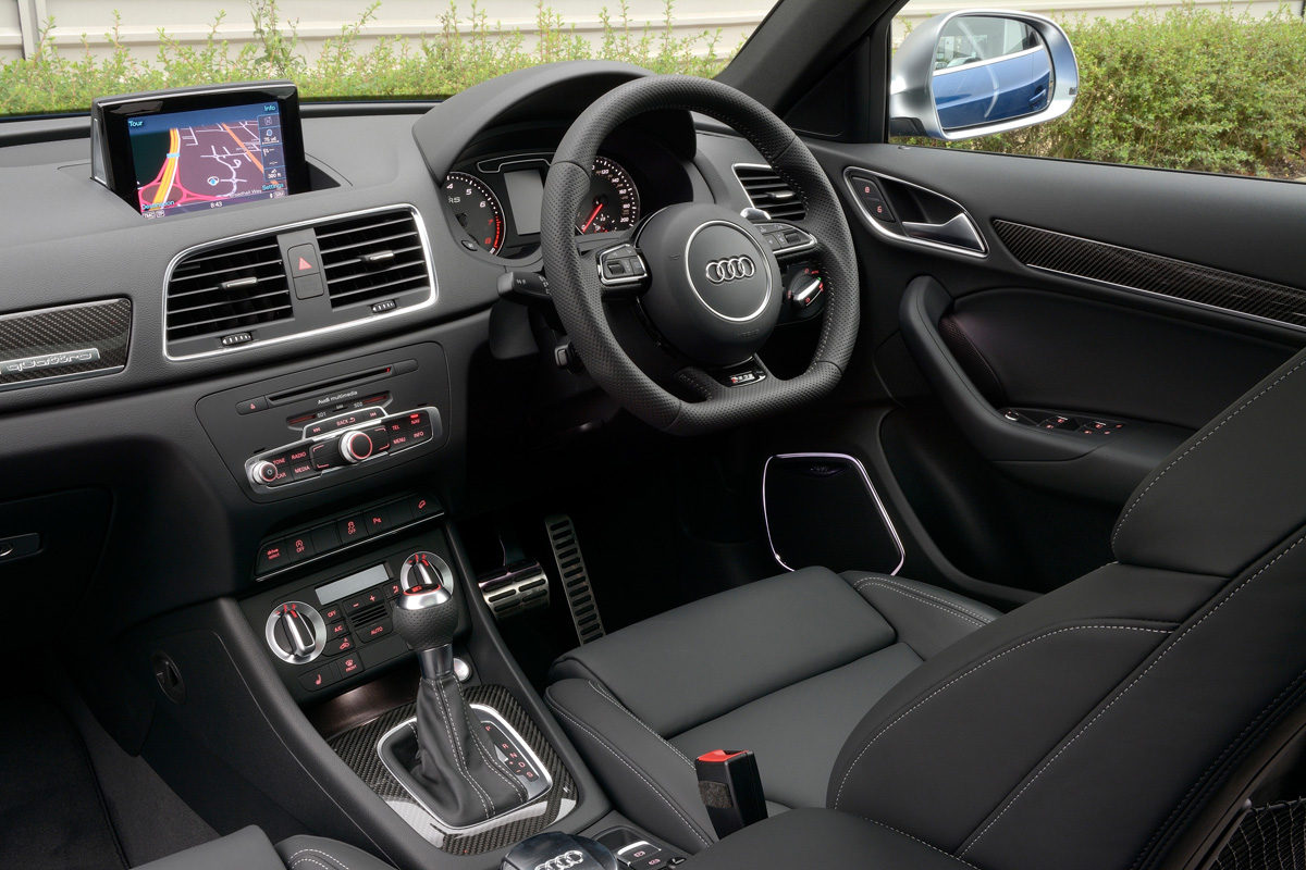 Audi RS Q3 interior cabin