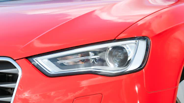 Audi A3 2.0 TDI Sport headlight
