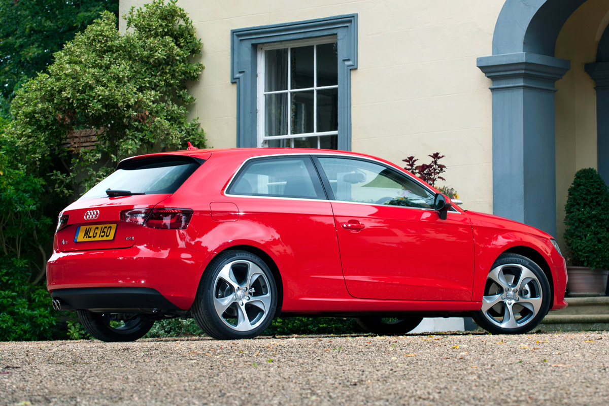 Audi A3 2.0 TDI Sport side static