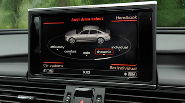 Audi A6 3.0 BiTDI display