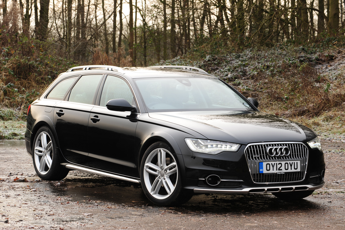 Audi A6 Allroad front three-quarters