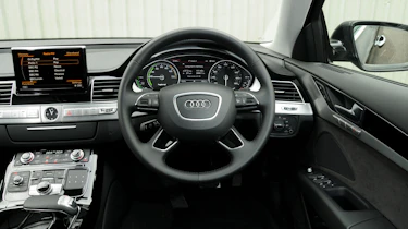 Audi A8L Hybrid 2.0 TFSI interior