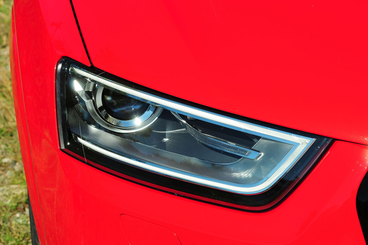 Audi RS Q3 headlight