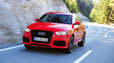 Audi RS Q3 tracking