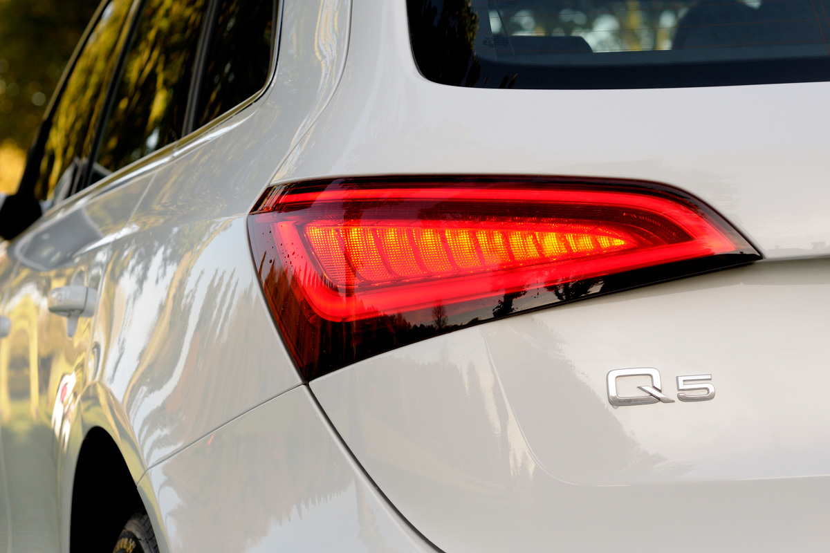 Audi Q5 2.0 TFSI S line light