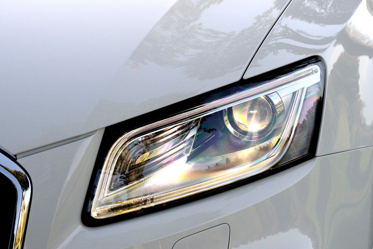 Audi Q5 2.0 TFSI S line light