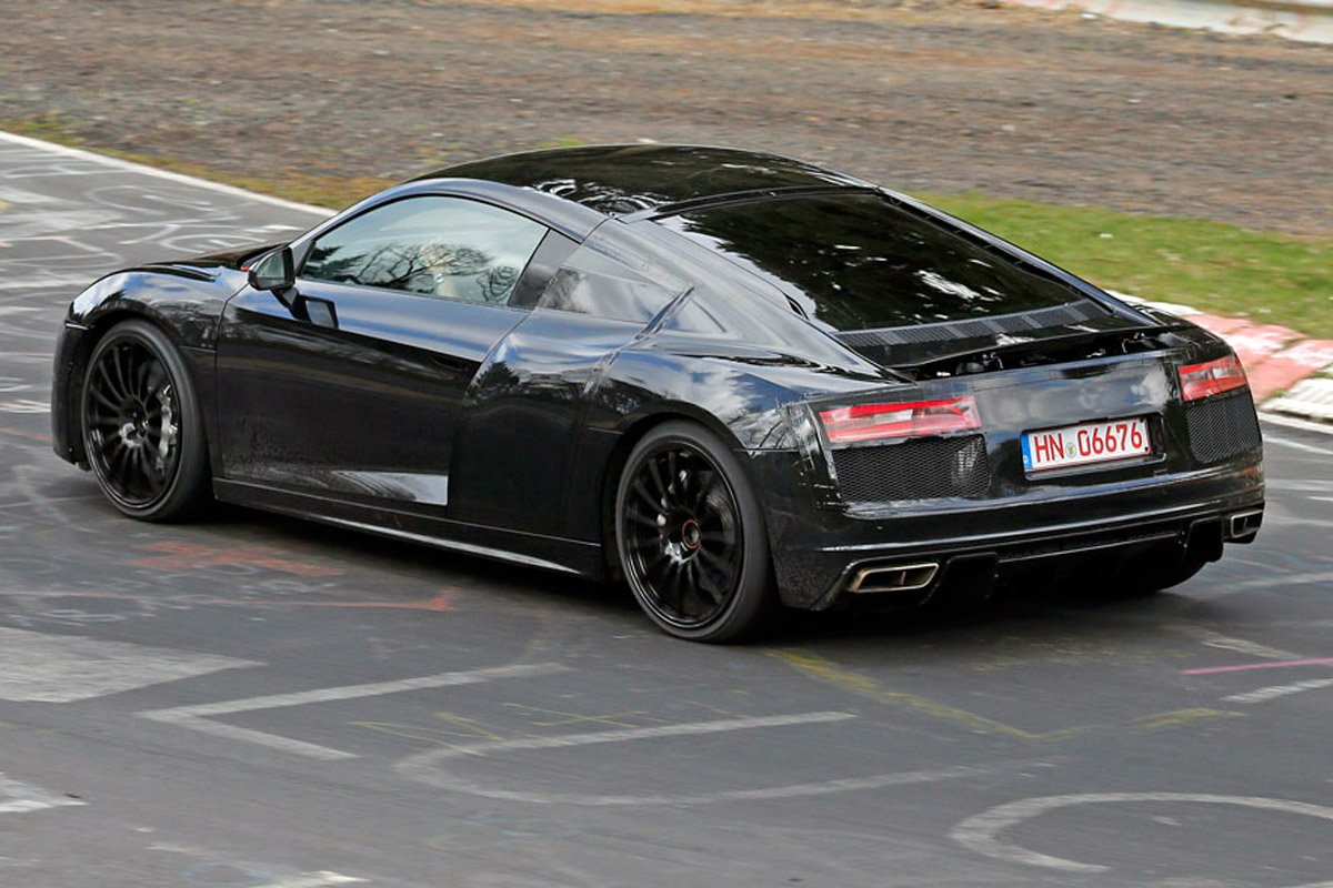 Audi-R8-rear-quarter