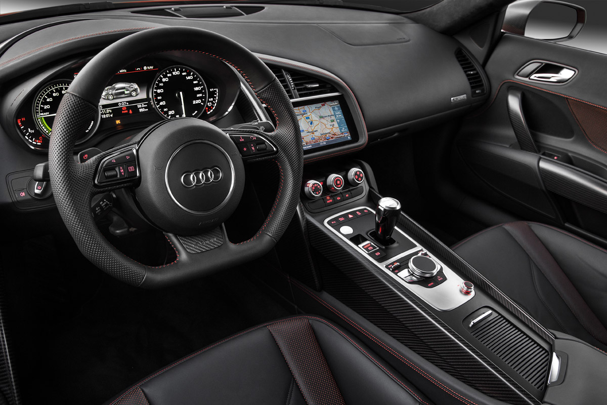 Audi R8 e-tron interior