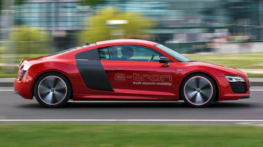 Audi R8 e-tron side