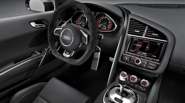 Audi R8 V10 Plus interior