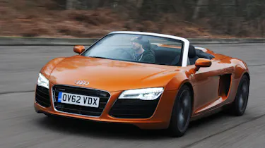 Audi R8 V8 Spyder front tracking