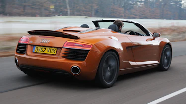 Audi R8 V8 Spyder rear tracking