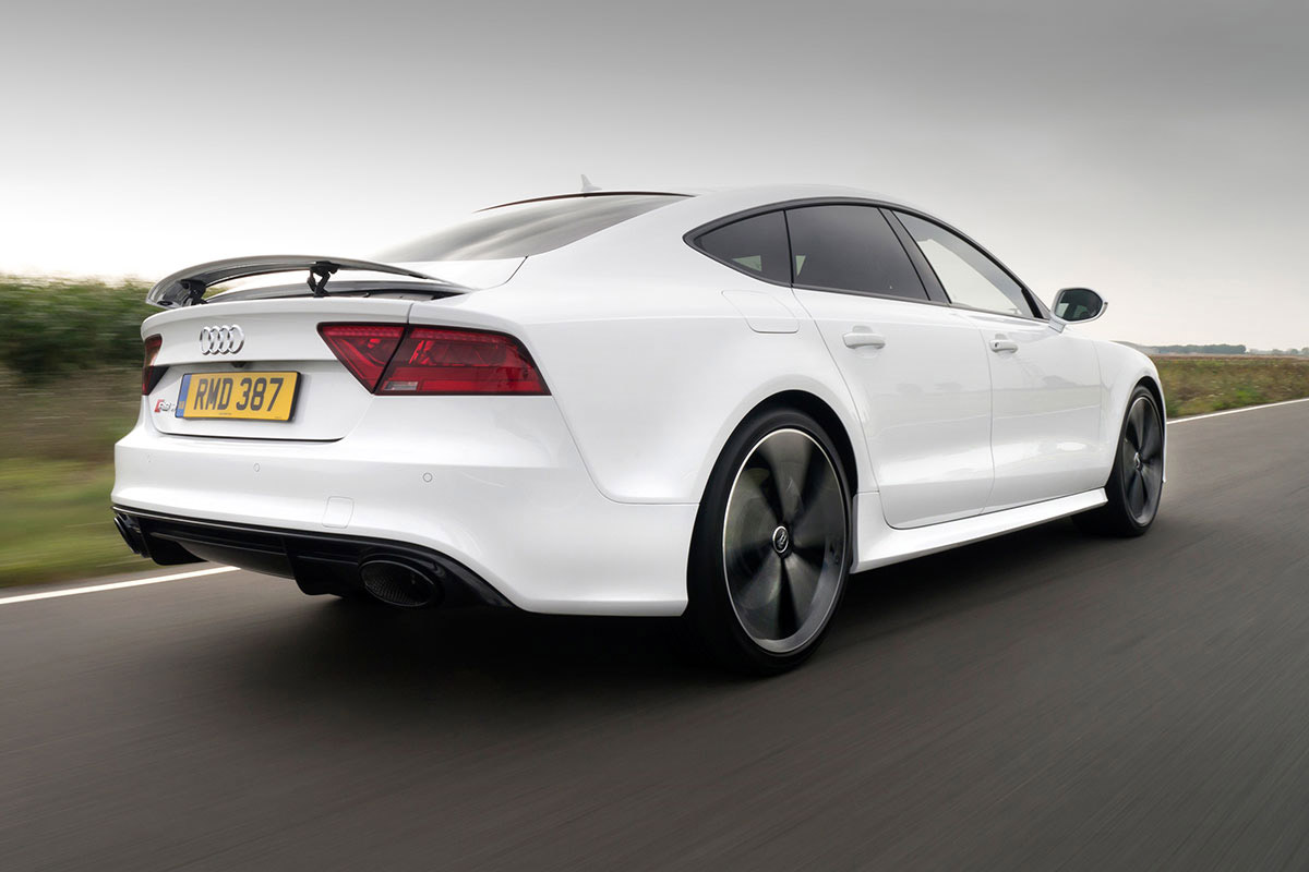 Audi RS7 2013 rear tracking
